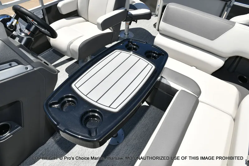 Slide: The Image of Sun Tracker Fishin' Barge 20 DLX 2026 - 41