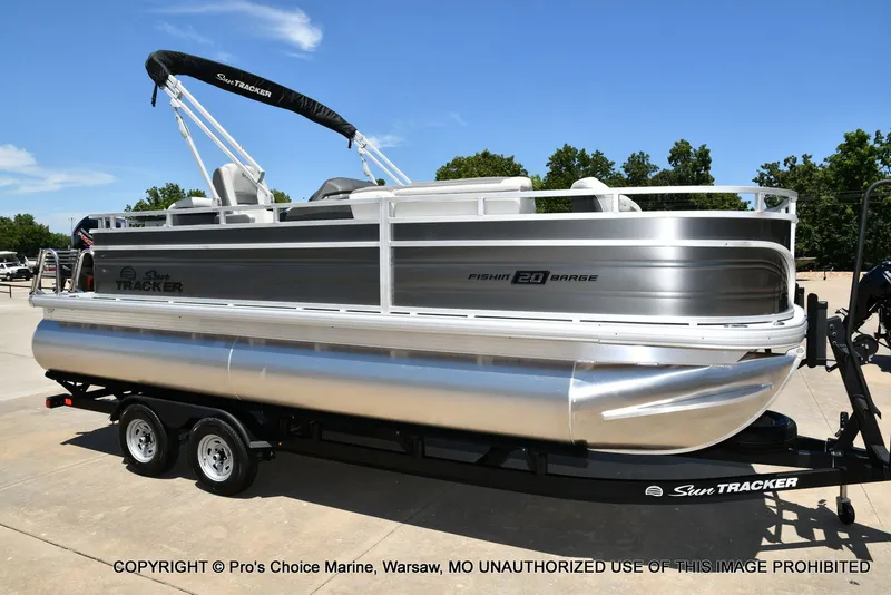 Slide: The Image of Sun Tracker Fishin' Barge 20 DLX 2026 - 80