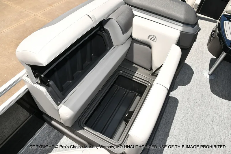 Slide: The Image of Sun Tracker Fishin' Barge 20 DLX 2026 - 38