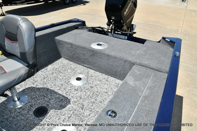 Slide: The Image of Tracker Super Guide V-16 2026 - 34