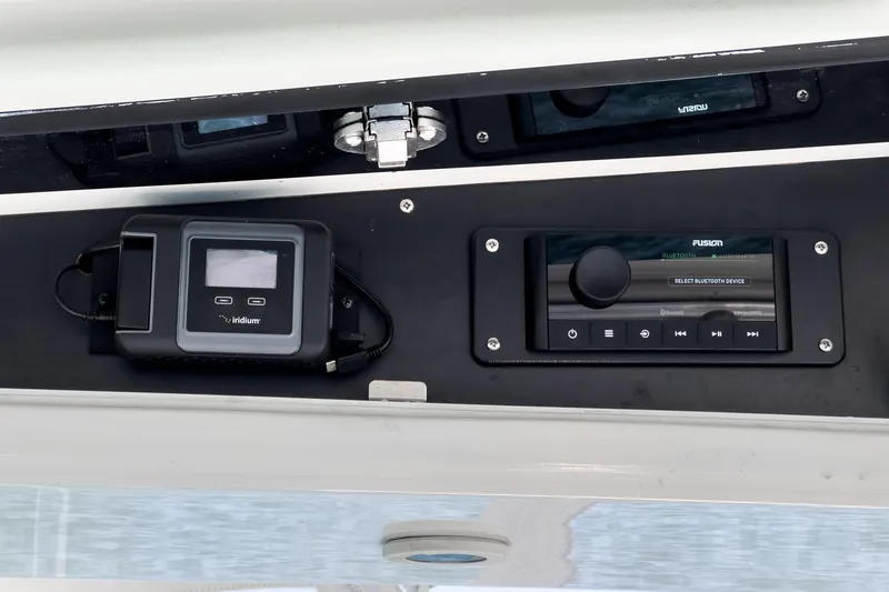 Slide: The Image of Egg Harbor 37 SportYacht 2009 - 55