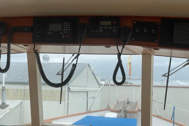 Slide: The Image of Interior view of 1964 Grand Banks 42 Classic boat with communication equipment. - 17