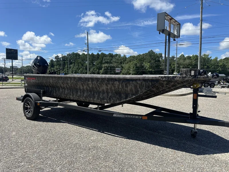 Slide: The Image of Reaper Boats 756 STEP TRANSOM 2026 - 4