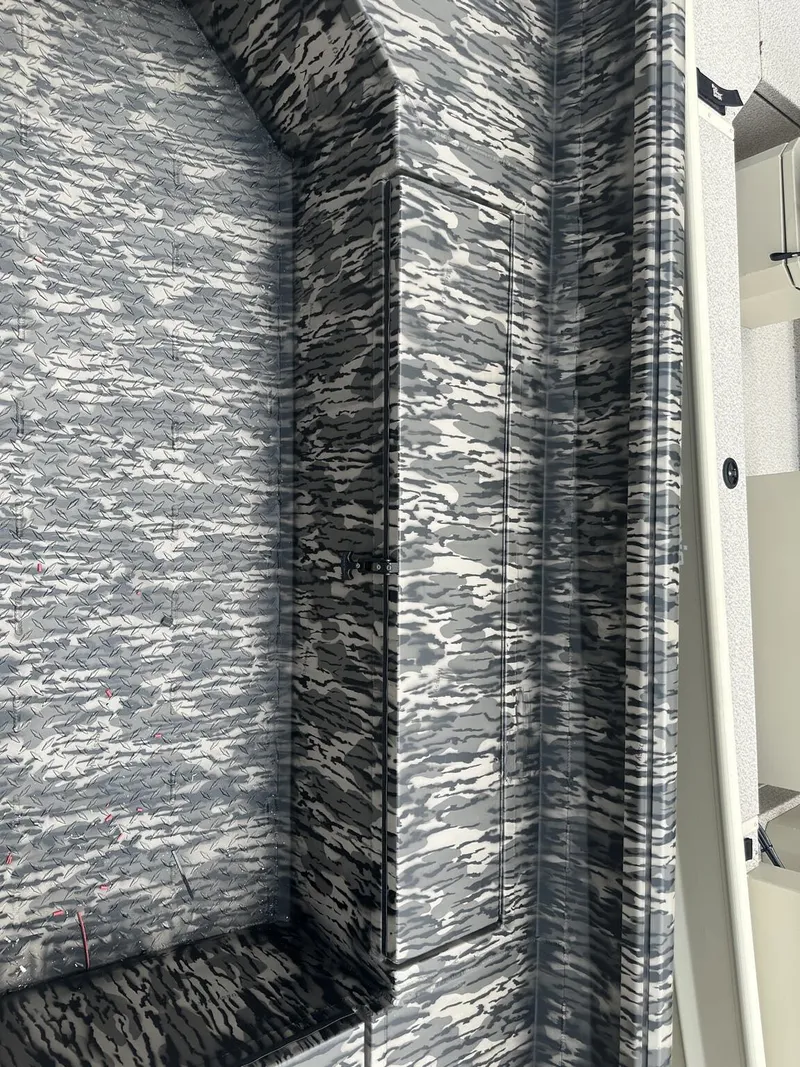 Slide: The Image of Reaper Boats 656 656 STEP TRANSOM 2026 - 5