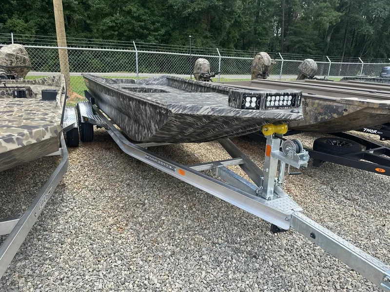 Slide: The Image of Reaper Boats 756 STEP TRANSOM 2026 - 2