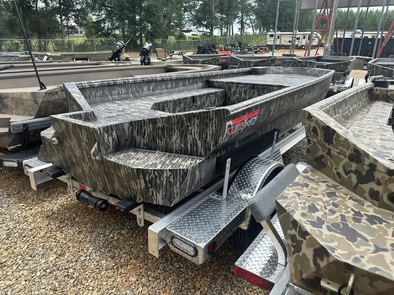 Slide: The Image of Reaper Boats 756 STEP TRANSOM 2026 - 6