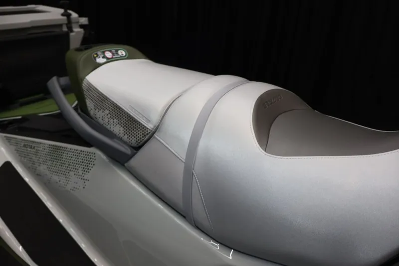 Slide: The Image of Sea-Doo FishPro™ Apex 300 2025 - 25