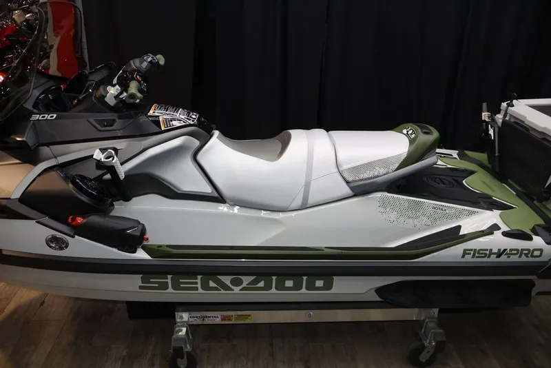 Slide: The Image of Sea-Doo FishPro™ Apex 300 2025 - 3