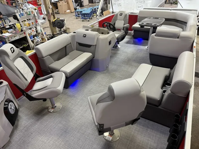 Slide: The Image of Princecraft Sportfisher 21-2S 2025 - 2