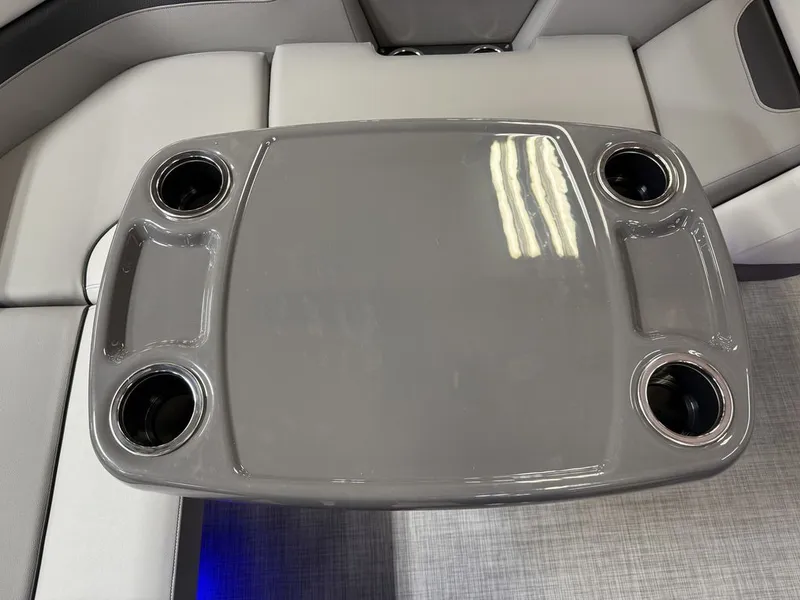 Slide: The Image of Princecraft Sportfisher 21-2S 2025 - 26