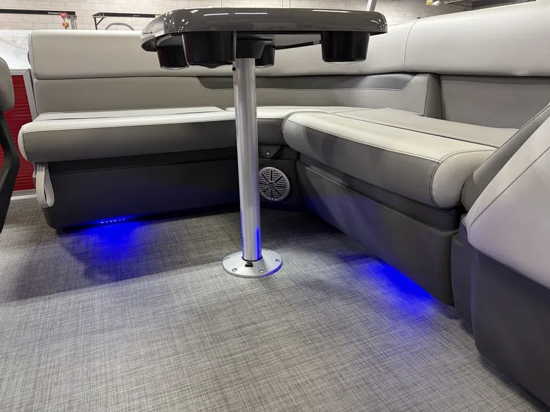 Slide: The Image of Princecraft Sportfisher 21-2S 2025 - 28