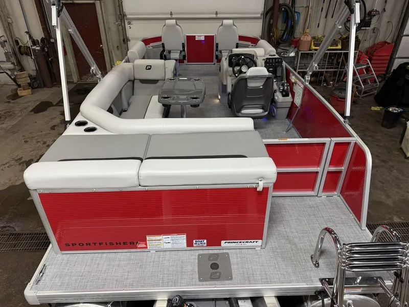 Slide: The Image of Princecraft Sportfisher 21-2S 2025 - 6