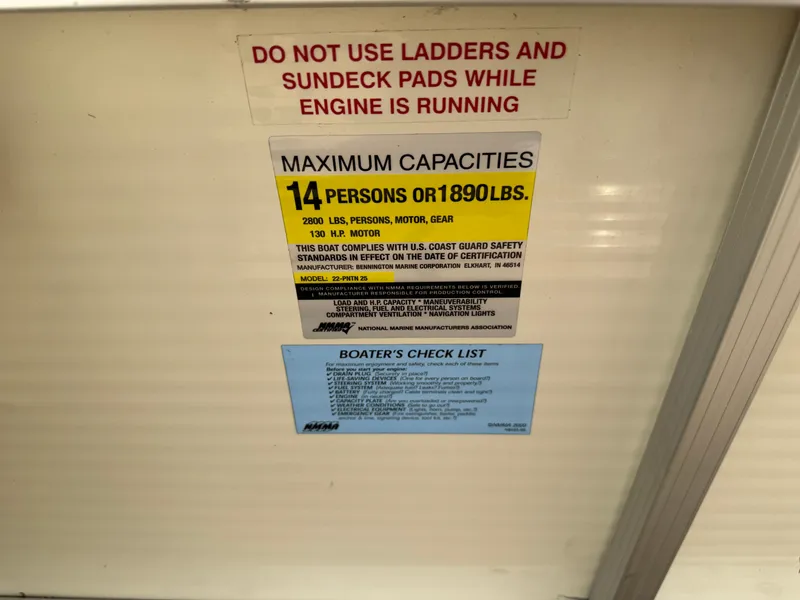 Slide: The Image of Bennington 2250RL 2004 - 51