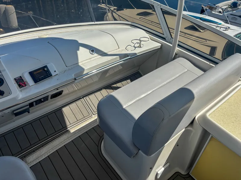 Slide: The Image of Carver 43 Super Sport 2010 - 18