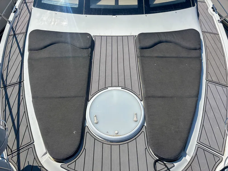 Slide: The Image of Carver 43 Super Sport 2010 - 22