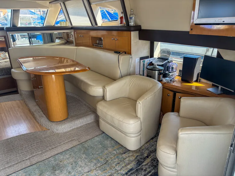 Slide: The Image of Carver 43 Super Sport 2010 - 25