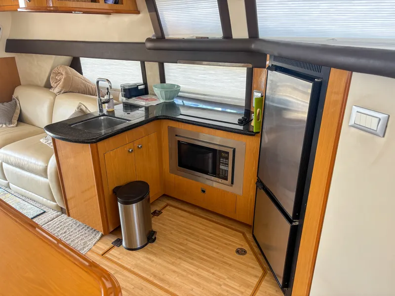 Slide: The Image of Carver 43 Super Sport 2010 - 31