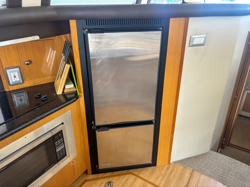 Slide: The Image of Carver 43 Super Sport 2010 - 34