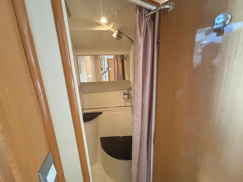 Slide: The Image of Carver 43 Super Sport 2010 - 38