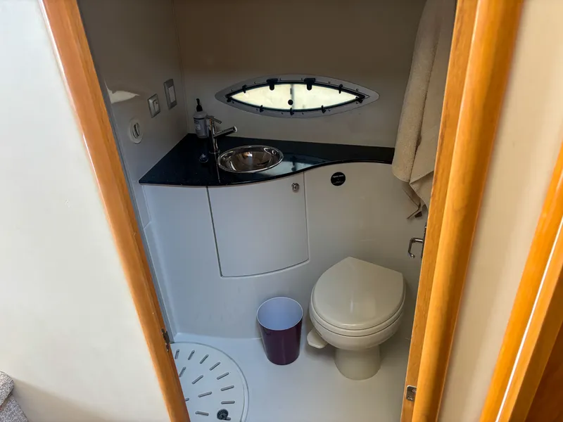 Slide: The Image of Carver 43 Super Sport 2010 - 39