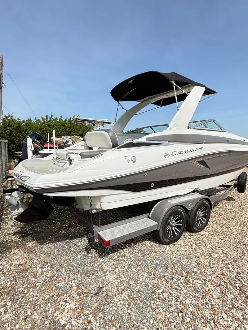 Slide: The Image of Crownline Boats Eclipse E255 2022 - 11