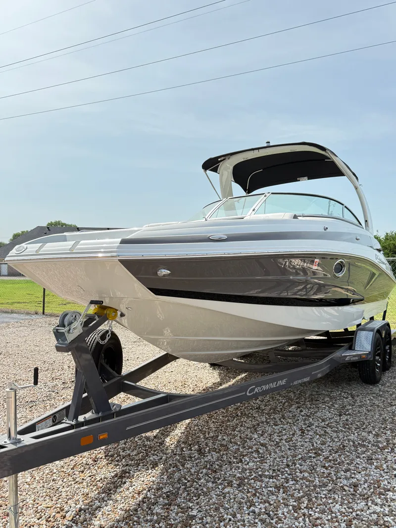 Slide: The Image of Crownline Boats Eclipse E255 2022 - 22