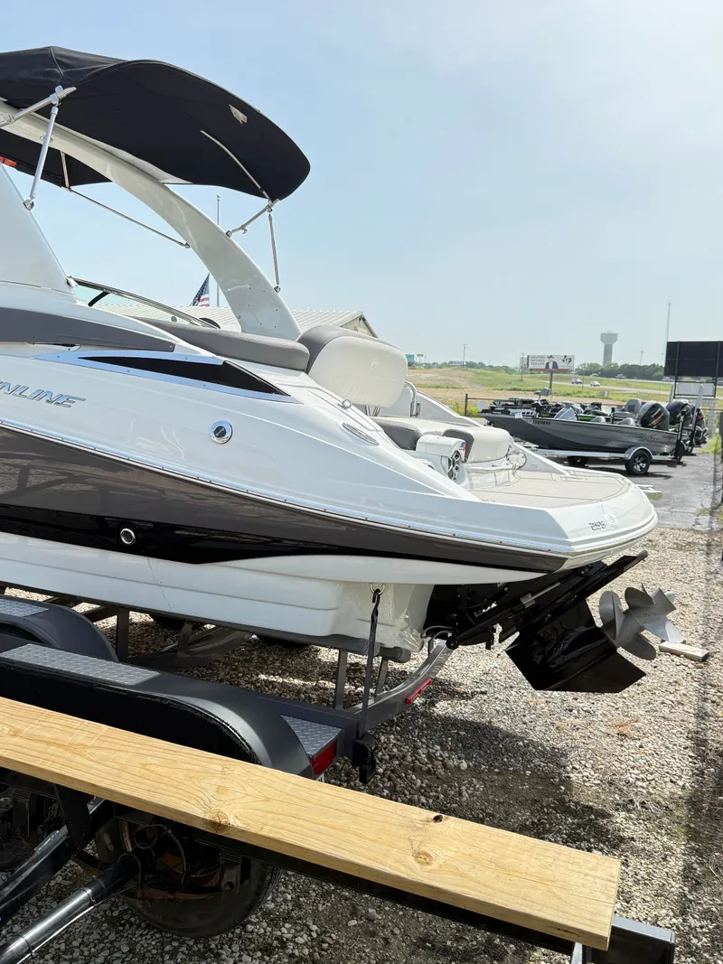 Slide: The Image of Crownline Boats Eclipse E255 2022 - 29