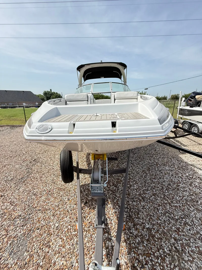 Slide: The Image of Crownline Boats Eclipse E255 2022 - 36