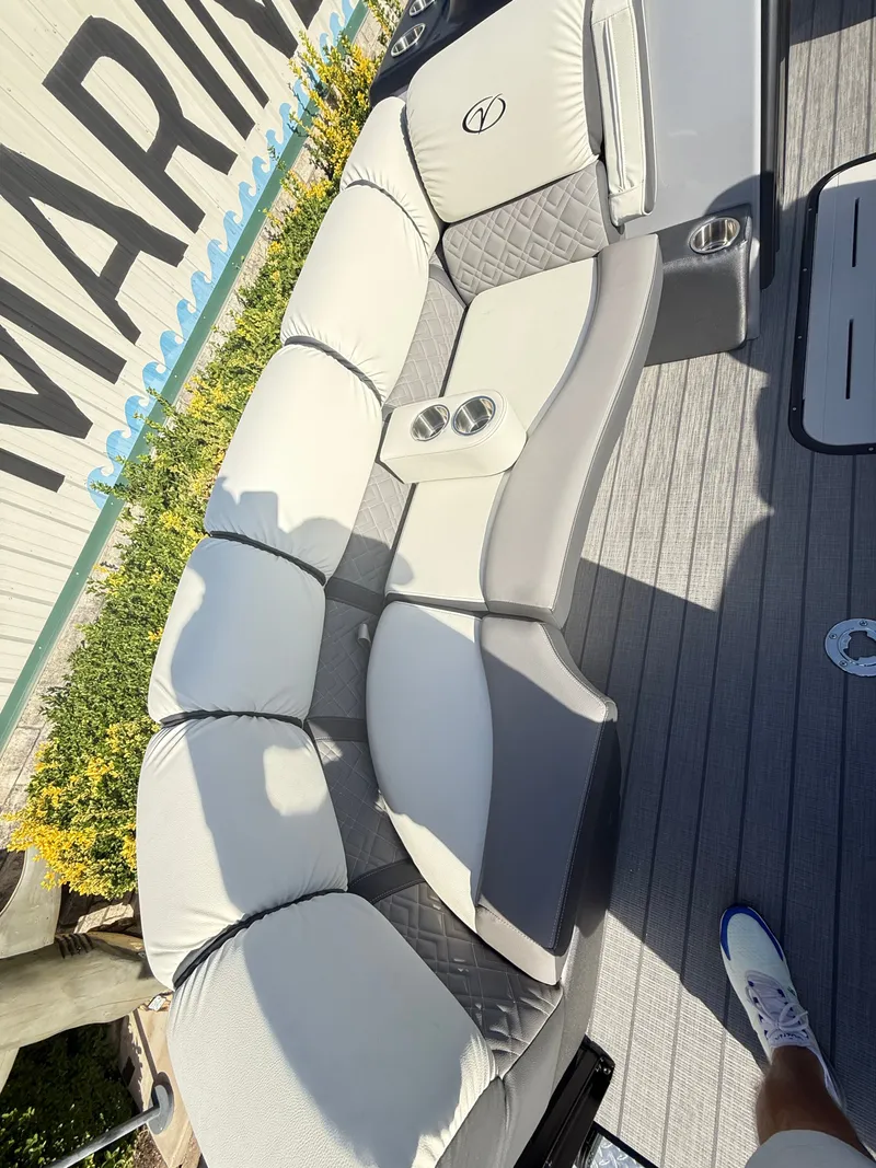 Slide: The Image of Veranda VR 22 RC 2026 - 17