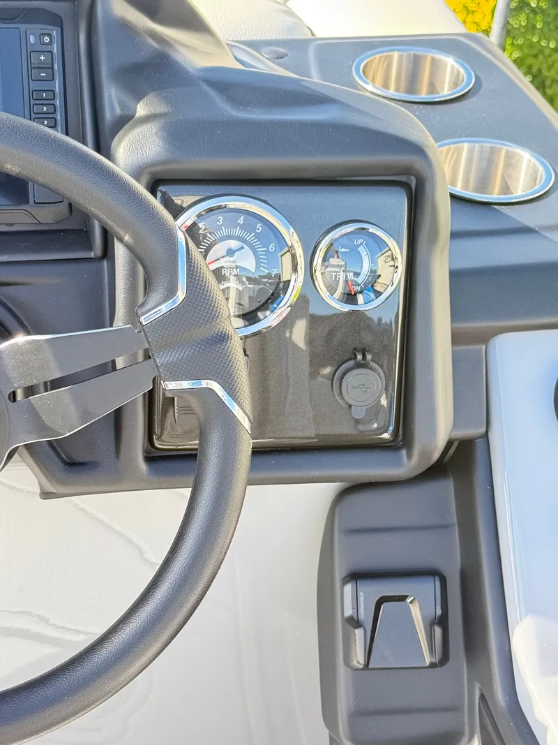 Slide: The Image of Veranda VR 22 RC 2026 - 25