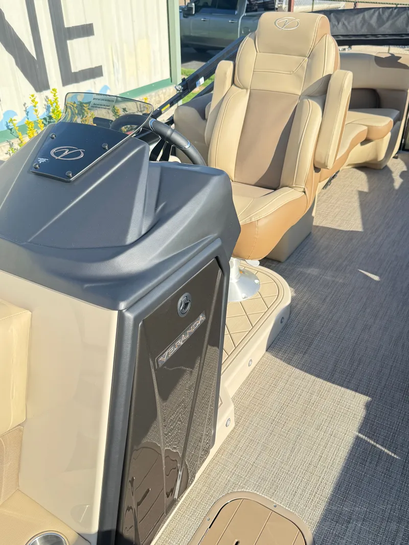 Slide: The Image of Veranda VR 22 RC 2026 - 19