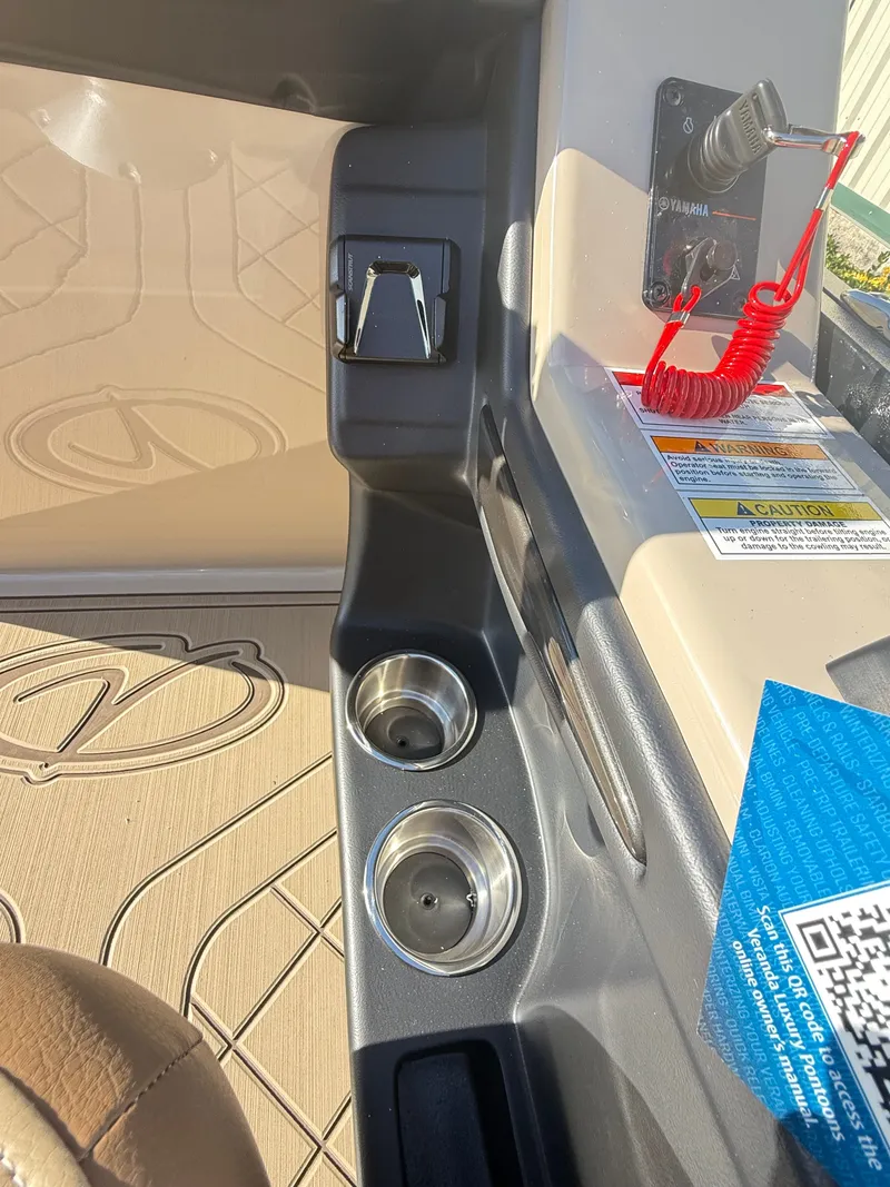 Slide: The Image of Veranda VR 22 RC 2026 - 23