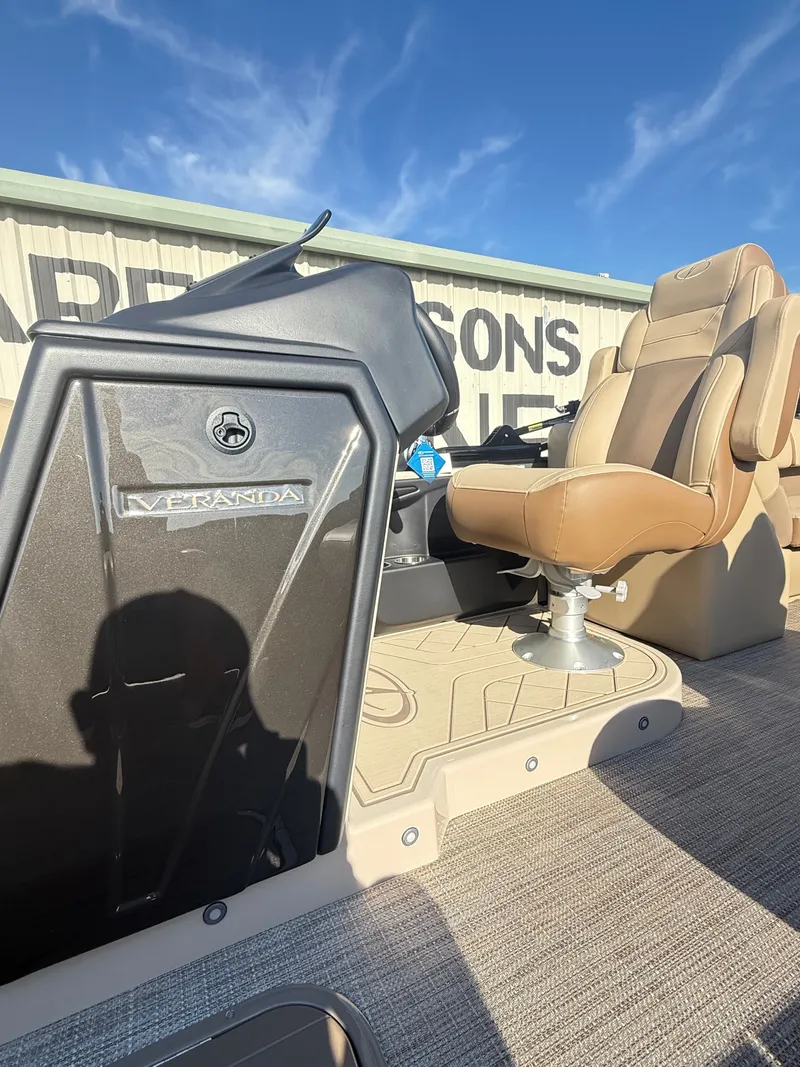 Slide: The Image of Veranda VR 22 RC 2026 - 26