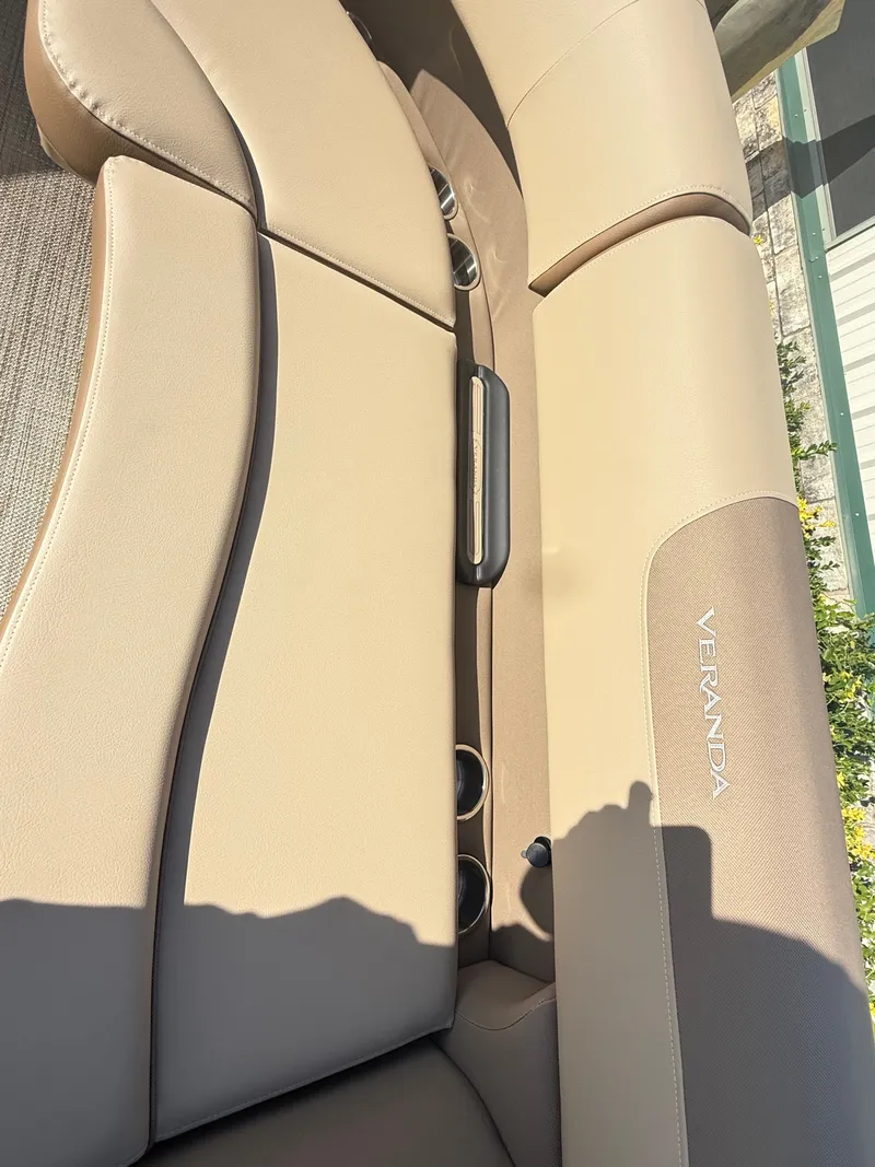 Slide: The Image of Veranda VR 22 RC 2026 - 32