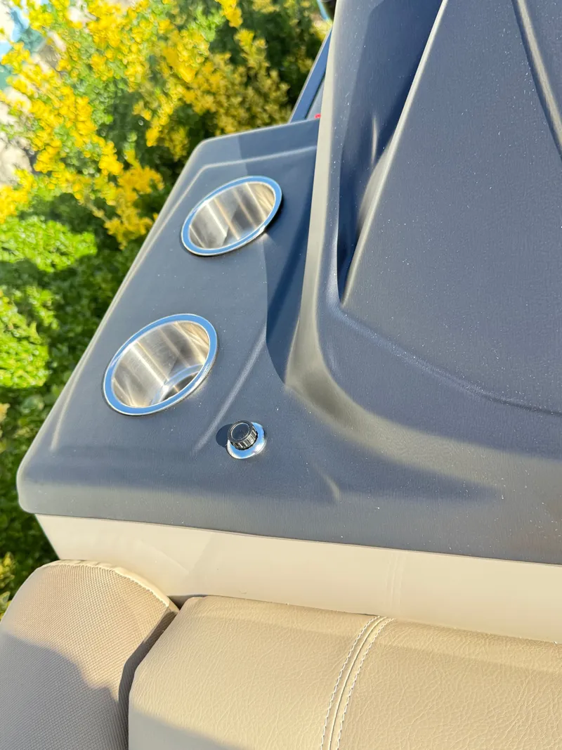 Slide: The Image of Veranda VR 22 RC 2026 - 34