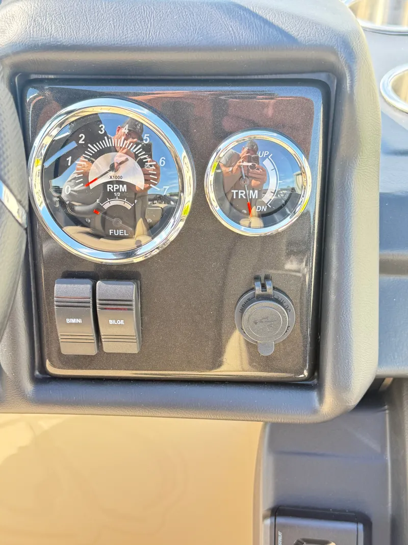 Slide: The Image of Veranda VR 22 RC W/XL PKG 2026 - 26