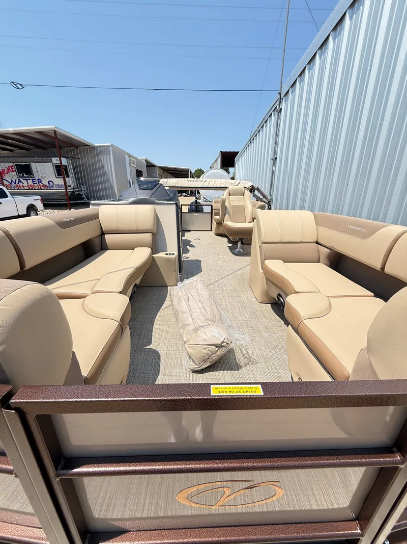 Slide: The Image of Veranda VR 20 RC 2026 - 8