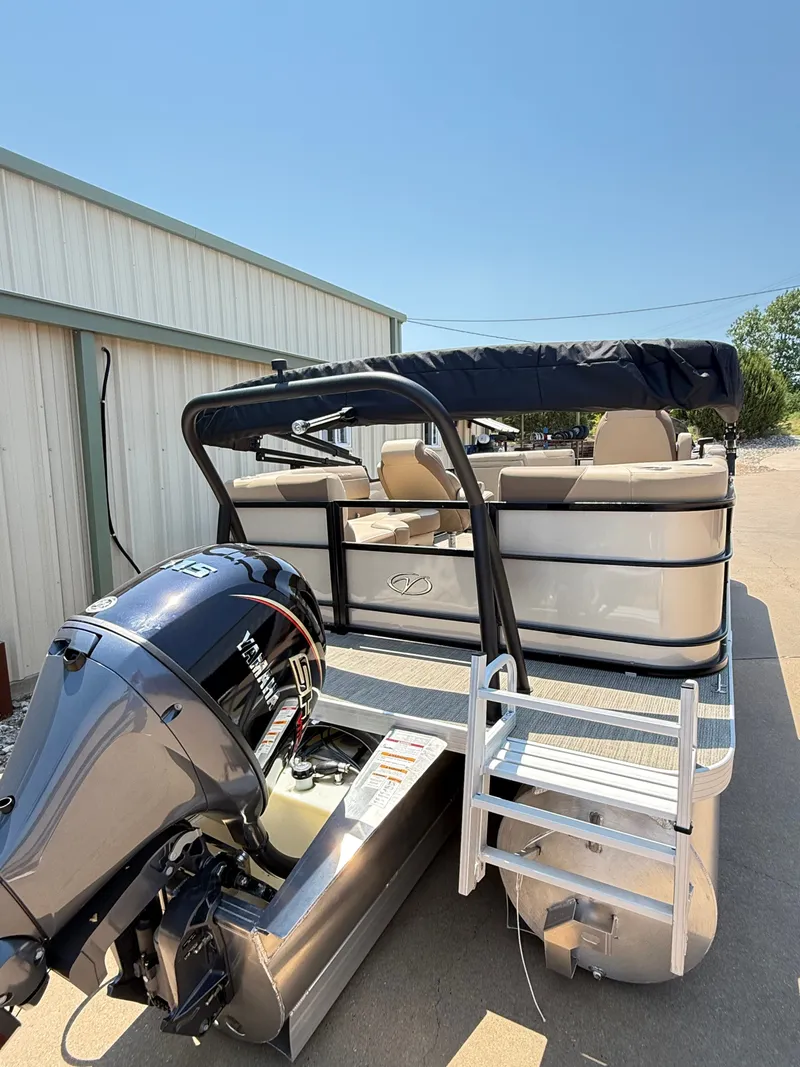 Slide: The Image of Veranda VR 20 RC 2024 - 4