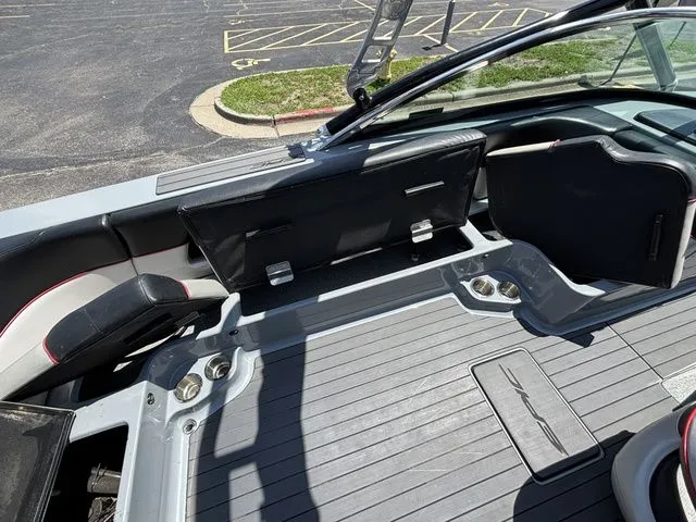 Slide: The Image of Epic 23V 2012 - 14