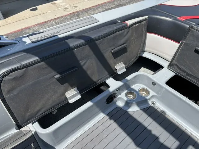 Slide: The Image of Epic 23V 2012 - 15