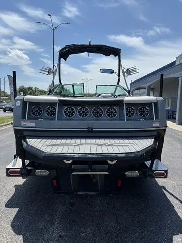 Slide: The Image of Epic 23V 2012 - 6