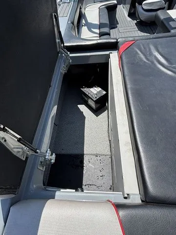 Slide: The Image of Epic 23V 2012 - 9