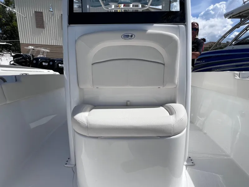 Slide: The Image of Sea Hunt Ultra 239 SE 2024 - 54