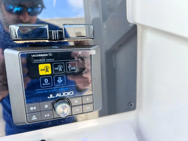 Slide: The Image of Sea Hunt Ultra 239 SE 2024 - 69