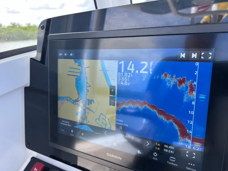 Slide: The Image of Sea Hunt Ultra 239 SE 2024 - 71