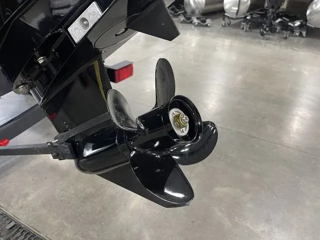 Slide: The Image of Tracker Super Guide V-16 SC 2026 - 10