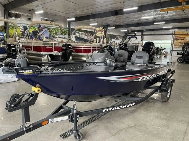 Slide: The Image of Tracker Super Guide V-16 SC 2026 - 12