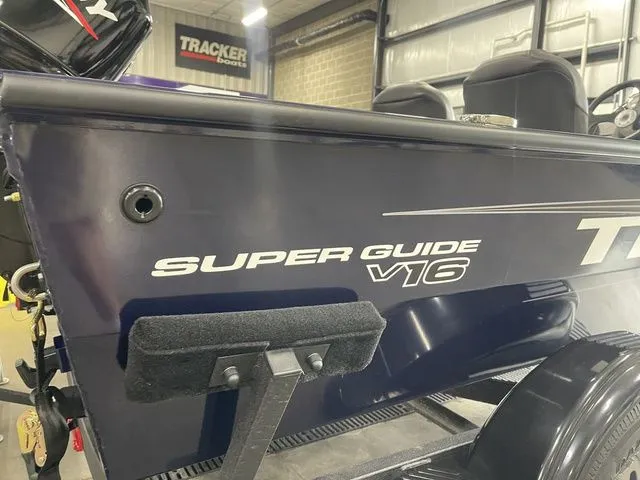 Slide: The Image of Tracker Super Guide V-16 SC 2026 - 7