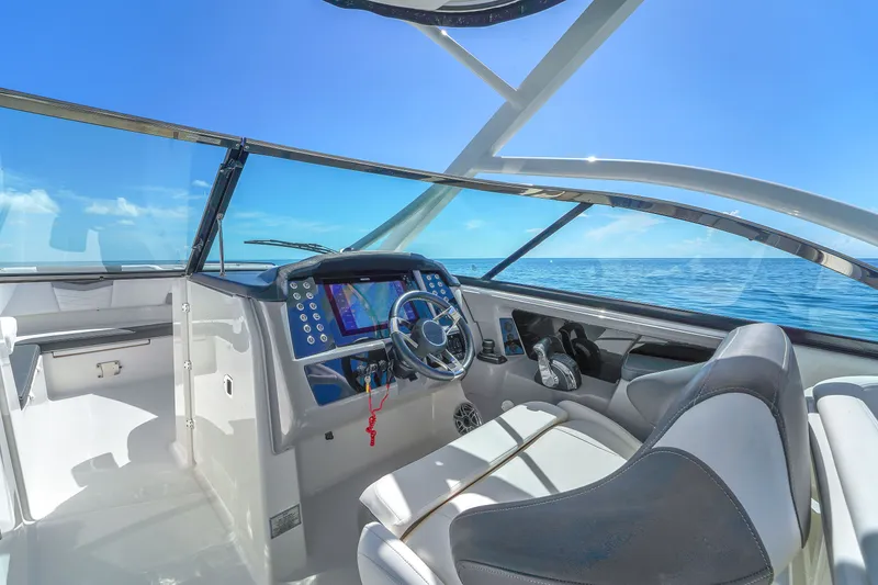 Slide: The Image of Robalo R317 Dual Console 2022 - 23