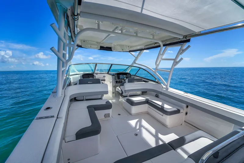 Slide: The Image of Robalo R317 Dual Console 2022 - 24